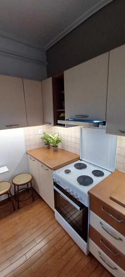 115m2 K.g Athen